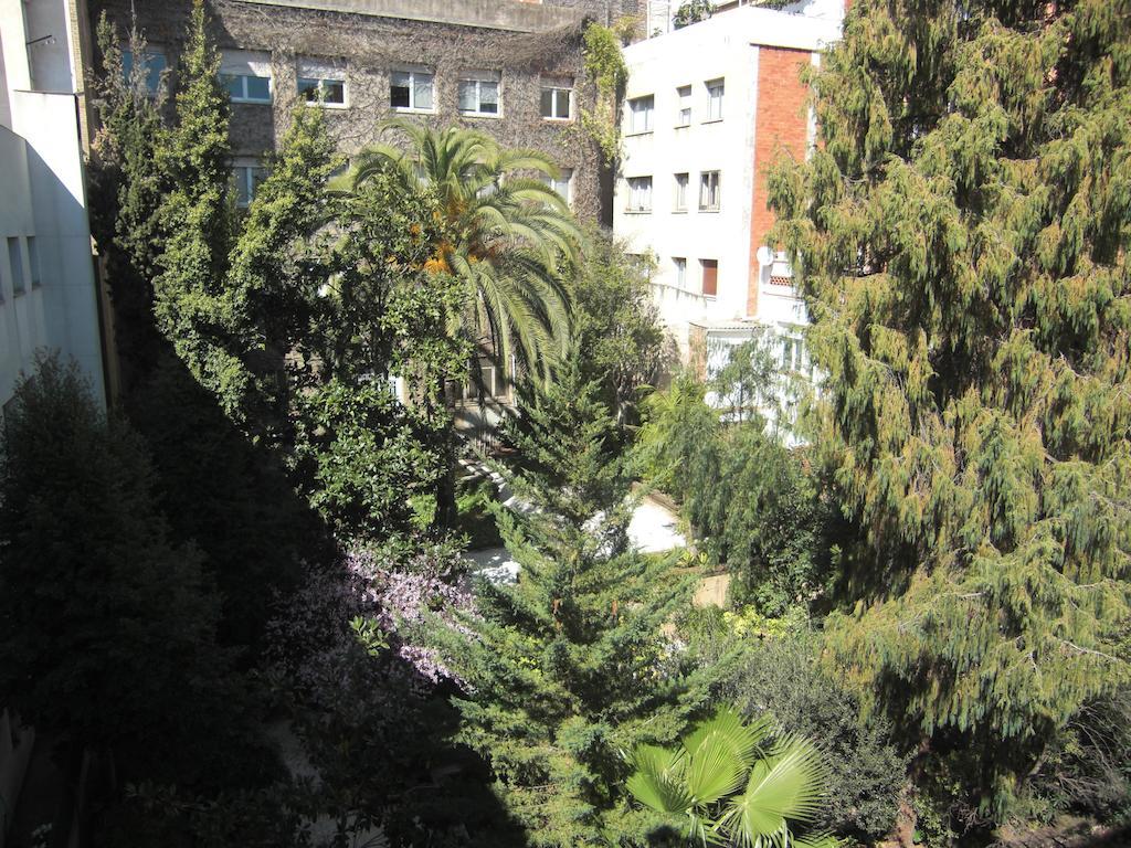 Apartamentos Descartes Barcelona Buitenkant foto